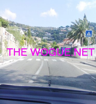 la strada per nizza con ville francia