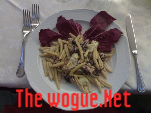 PRIMO PIATTO GORGONZOLA TROFIE E RADICCHIO ROSSO