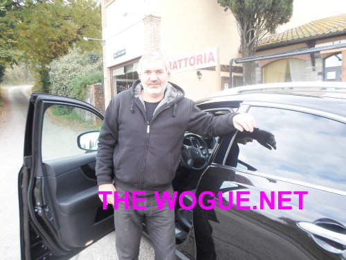 IL TITOLARE CITTI AGOSTINO DE LA TORRETTA CON INFINITI FX30