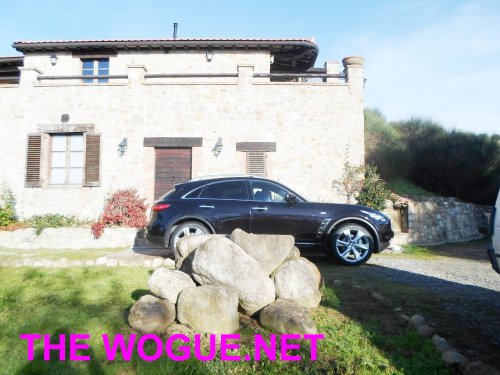 infiniti fx30 d3000 agriturismo conte pompeo esterno