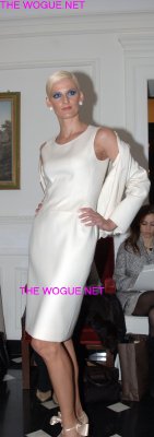raffaella curiel haute couture abito bianco conferenza stamap roma gennaio 2012